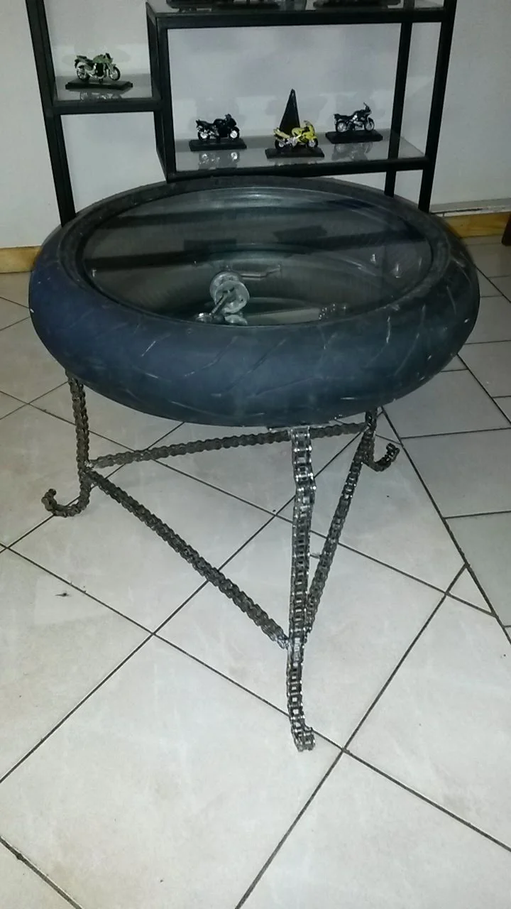 Enthusiast Gear - Motorcycle Tyre Chain Table